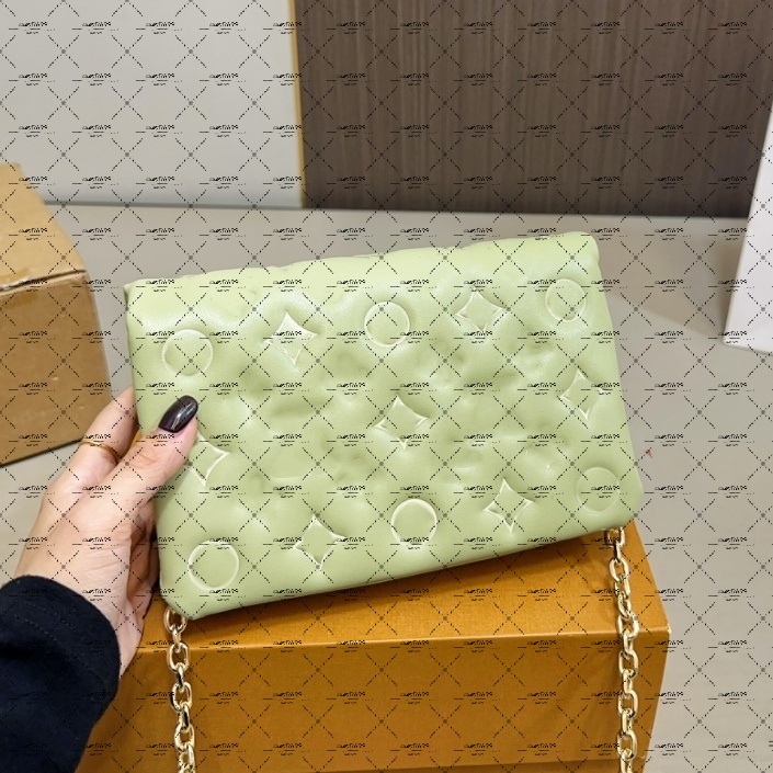 Designer POCHETTE COUSSIN Chain Bag blue Monograms Luxurys Embossed Leather Pouch Womens Designer Shoulder Bag Flap green Clutch mini Wallet