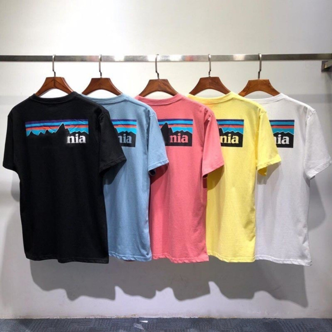 Men And Women T Shirt Designer 2025 New Fashion Letters Pattern Printed Couple Tops 18 Colours