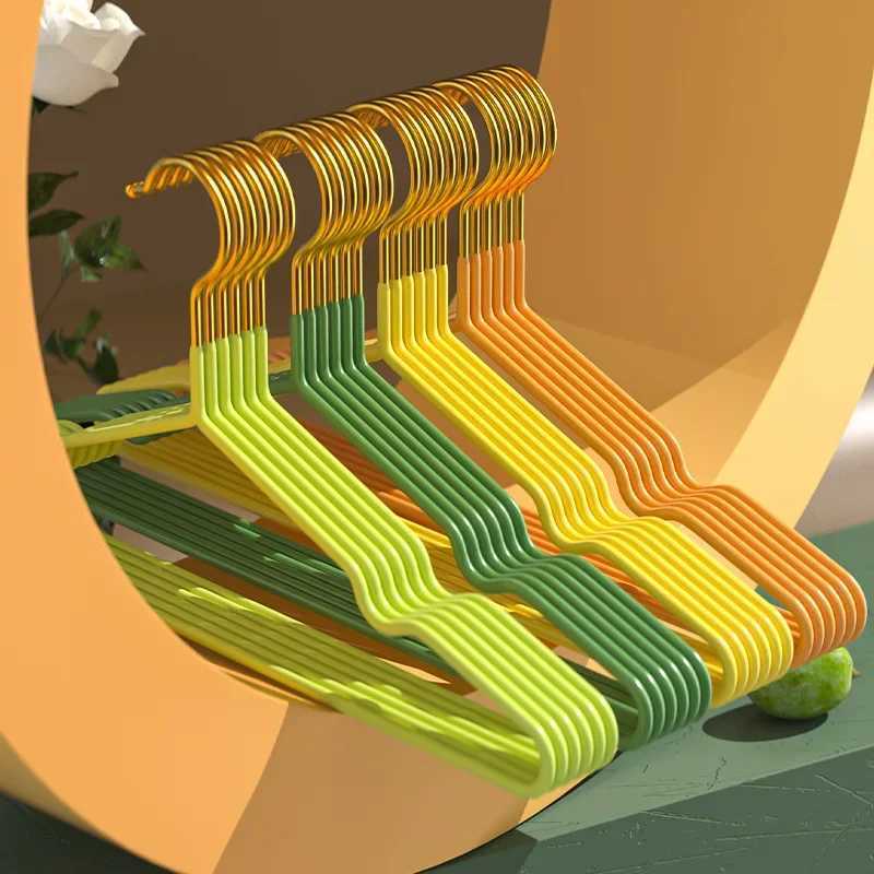 5pcs Home Heavy Duty Metal Shirt Coat Hangers Stainless Steel Clothes Hanger with Polished Chrome Silver Metal Wire Hanger C251117