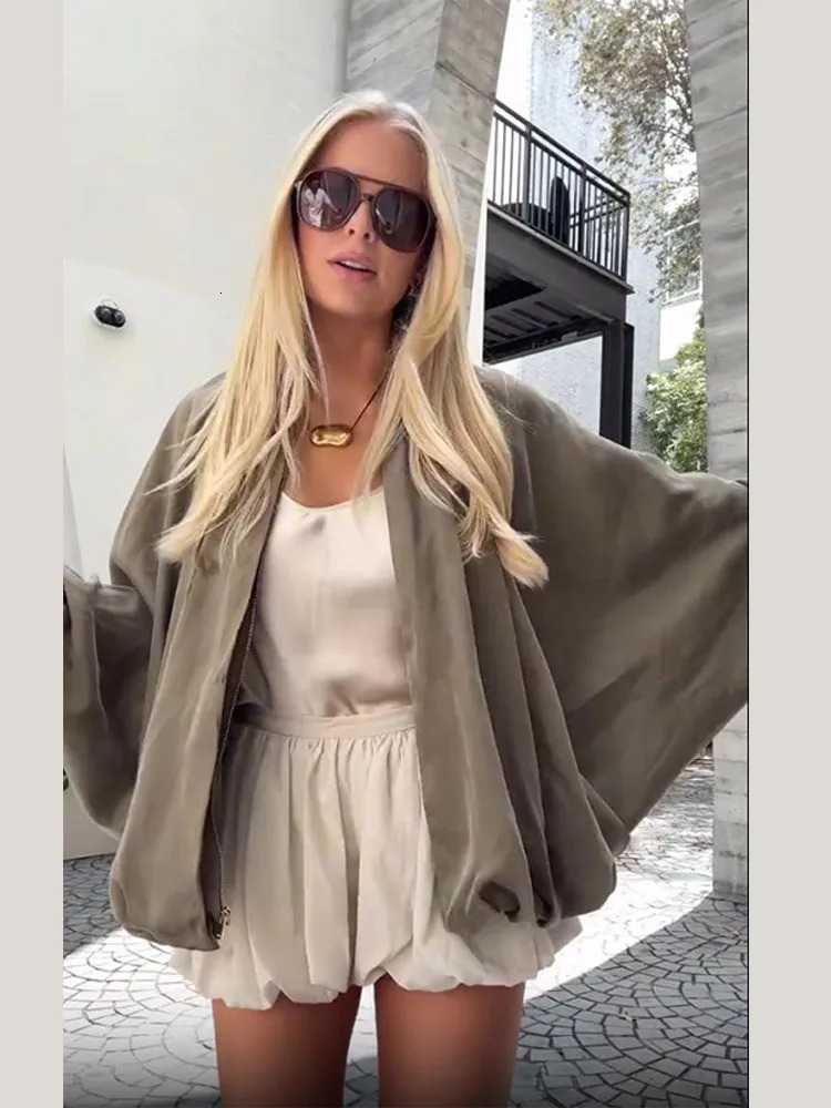 Fashionable womens solid loose suede jacket fashionable bubble long sleeved lapel zipper oversized pleated Year 250418