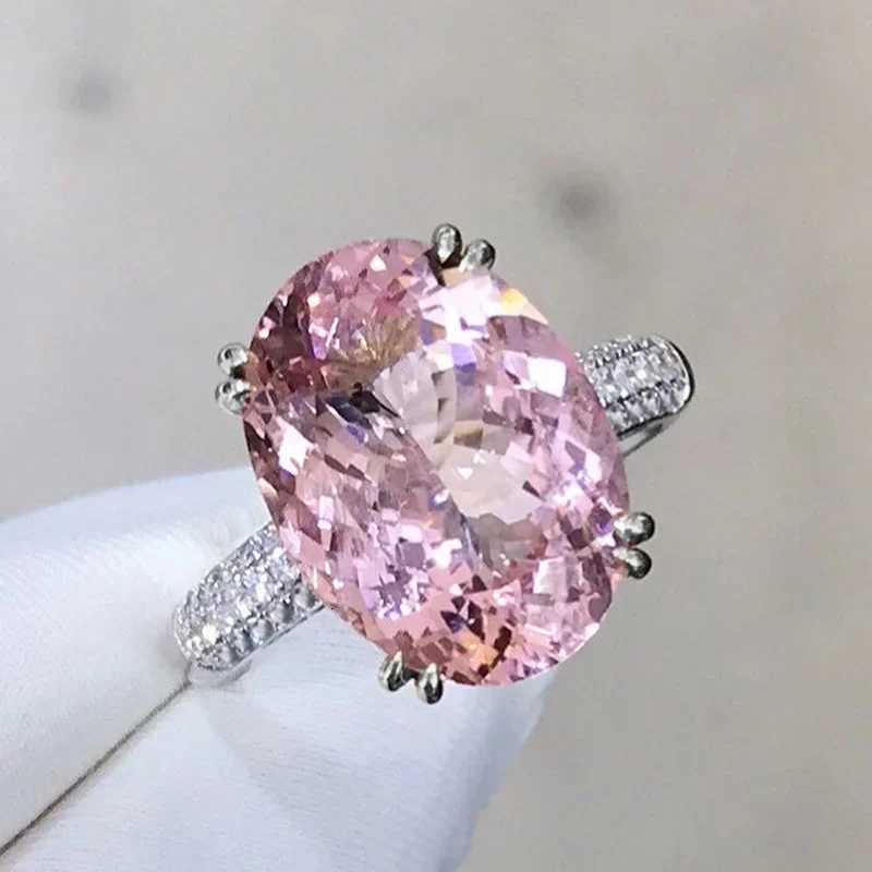 Gorgeous Female Rings 925 Sterling Silver Pink Large Oval Stone Rings for Women Single Row Zircon Wedding Band Jewelry Girl Gift H260416