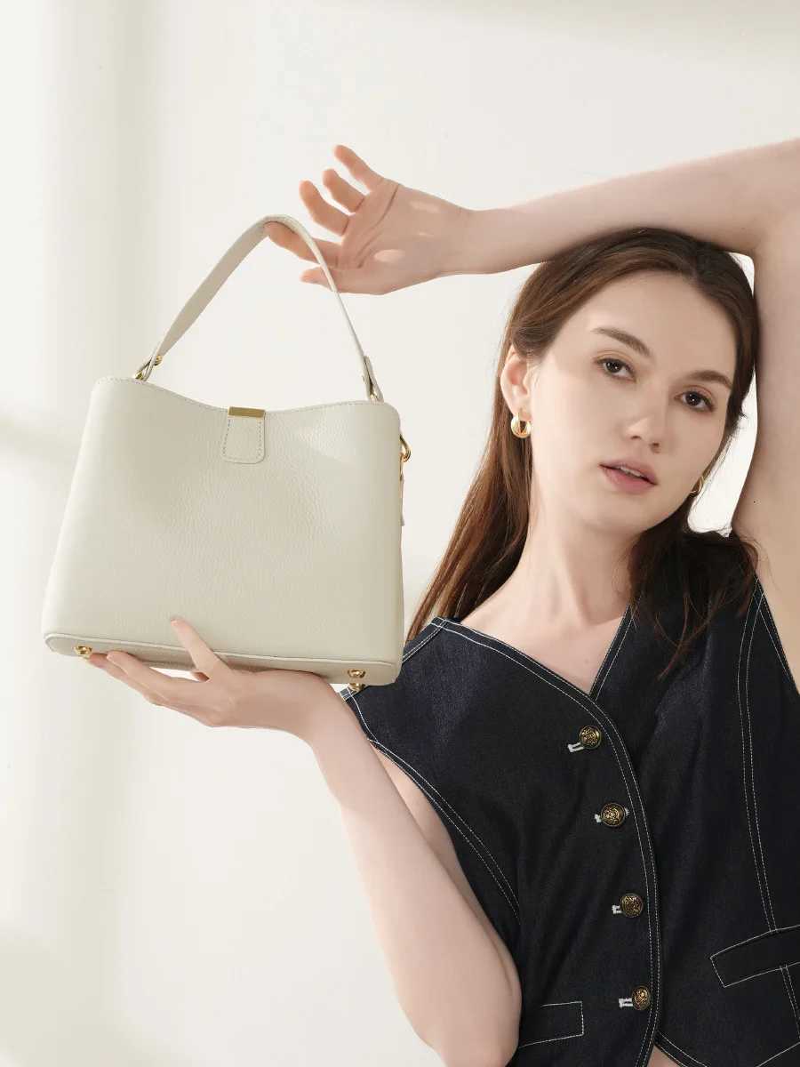 YANATARI Genuine leather woman bag shoulder bag Handbags crossbody bag luxury designer minimalism bag Cattle leather greyW251118