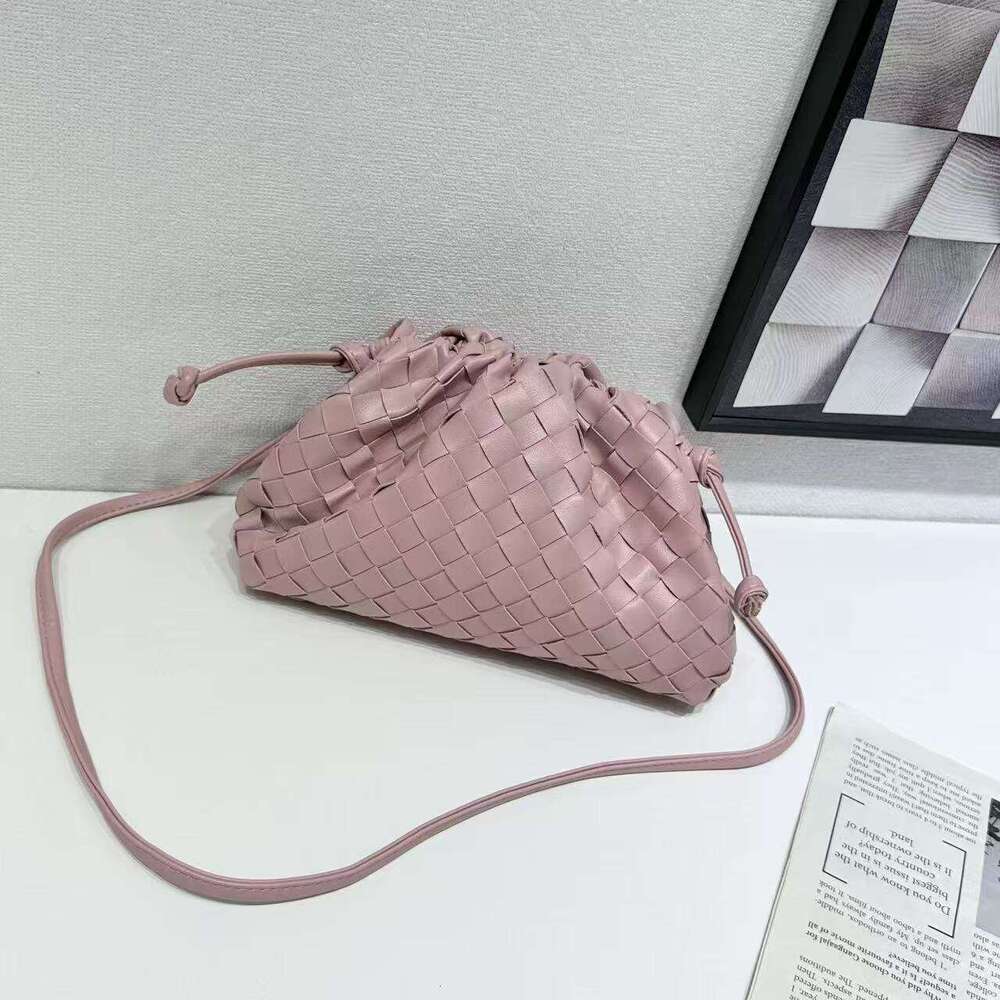 Free shipping designer bags Cross-Border Trendy Hand-Woven Cloud 2025 New European and American Fashion Single Shoulder Crossbody Dumpling Bag