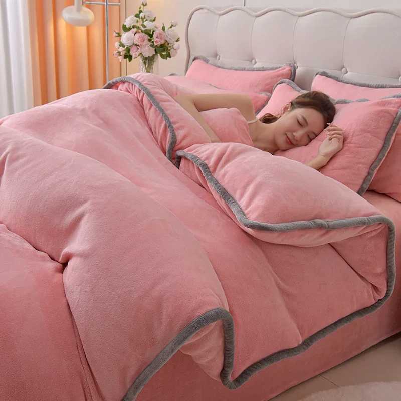 Simple wind milk fleece four-piece set thickened coral fleece solid color bed sheet quilt cover single piece fleece winterM251118