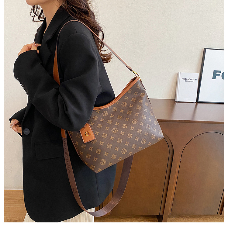 WK Shoulder Bag tote handbags Girls cross body bag totos for women Shoulder Bags Casual Handbag messenger bag purse Totes composite bag lady