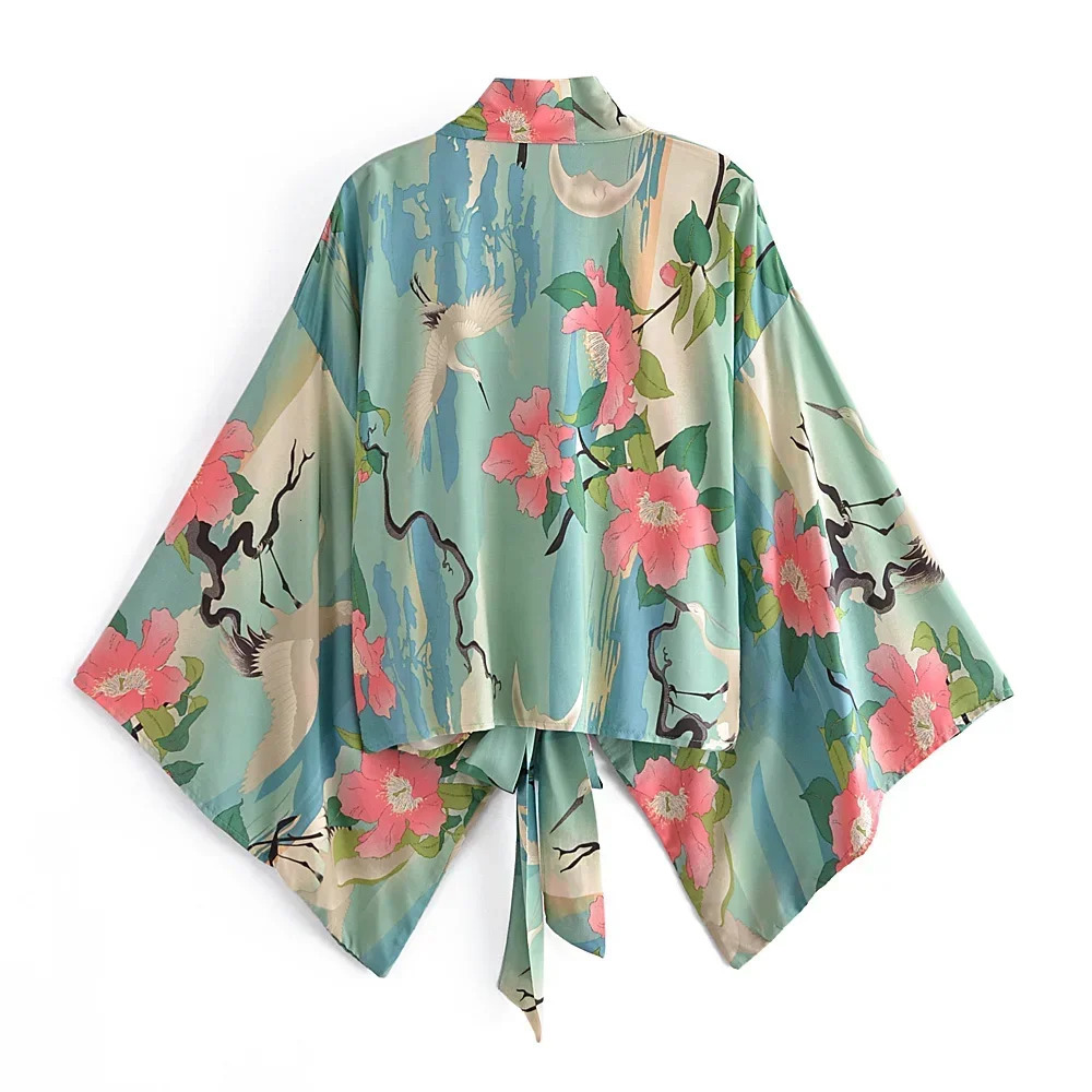 Bohemian Queen Retro Crane Printed Belt Short Kimono Womens Beach Fashion Vneck Batwing Sleeve Bikini Top 250415Z