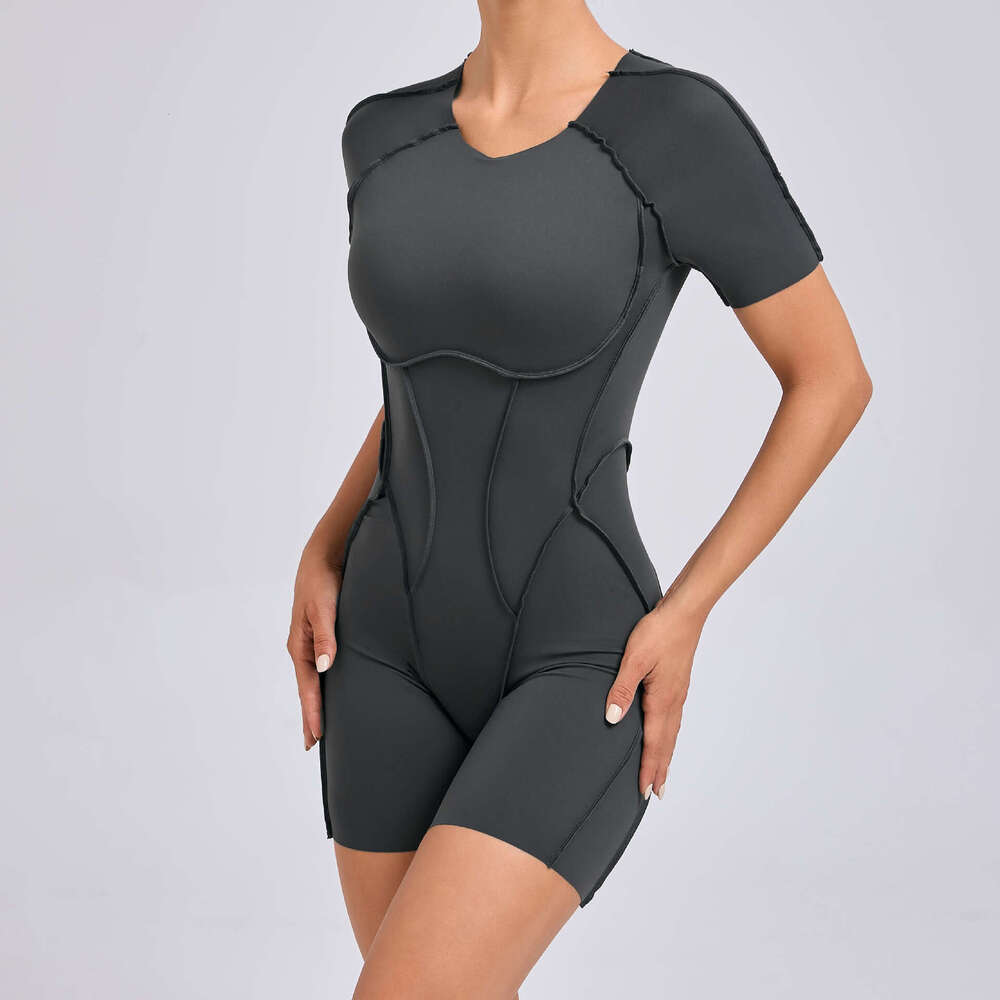 2025--Women's Three-Dimensional Sportswear - Yogawear with Hollow Back & Short Sleeves