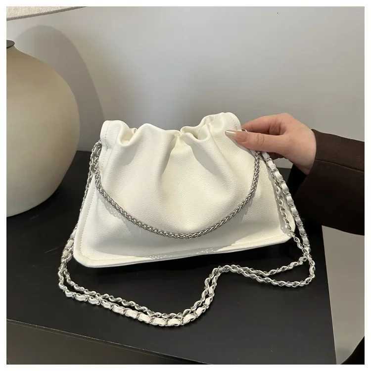 Soft PU Womens Bucket Bag Casual Drawstring Crossbody Bag Fashionable Chain Shoulder Bag Artistic Style Single Shoulder BagW251118