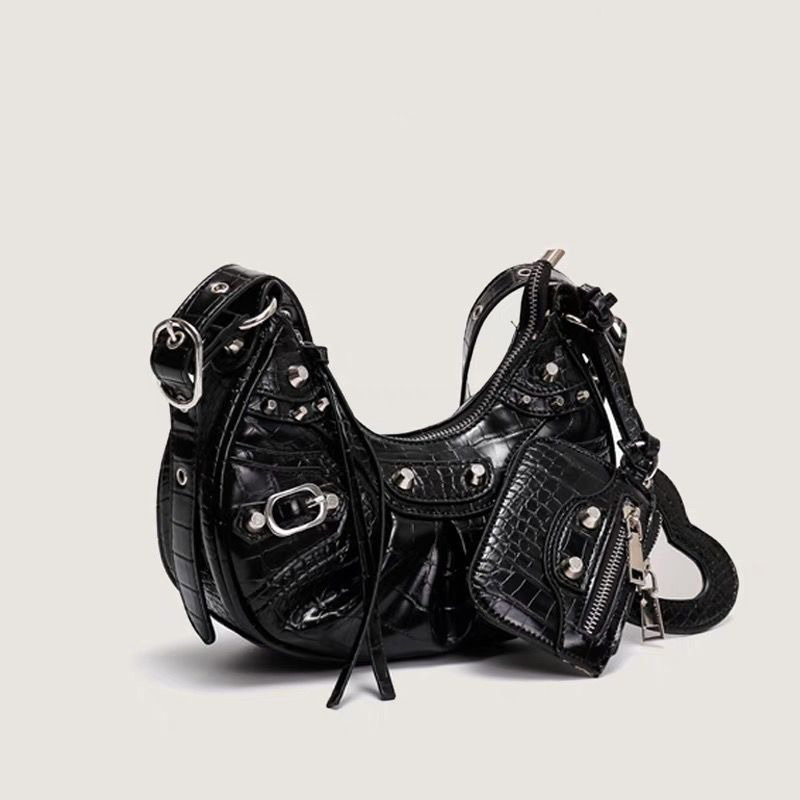 New motorcycle bag rivet tassel bag pleated bag punk style underarm bag fashionable high-end single-shoulder women's bag
