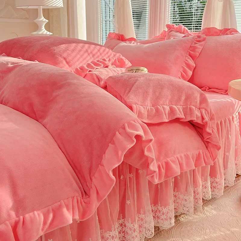 2024 hot solid color Korean version lace bed skirt kit flannel quilt cover thickened warm four-piece setM251118