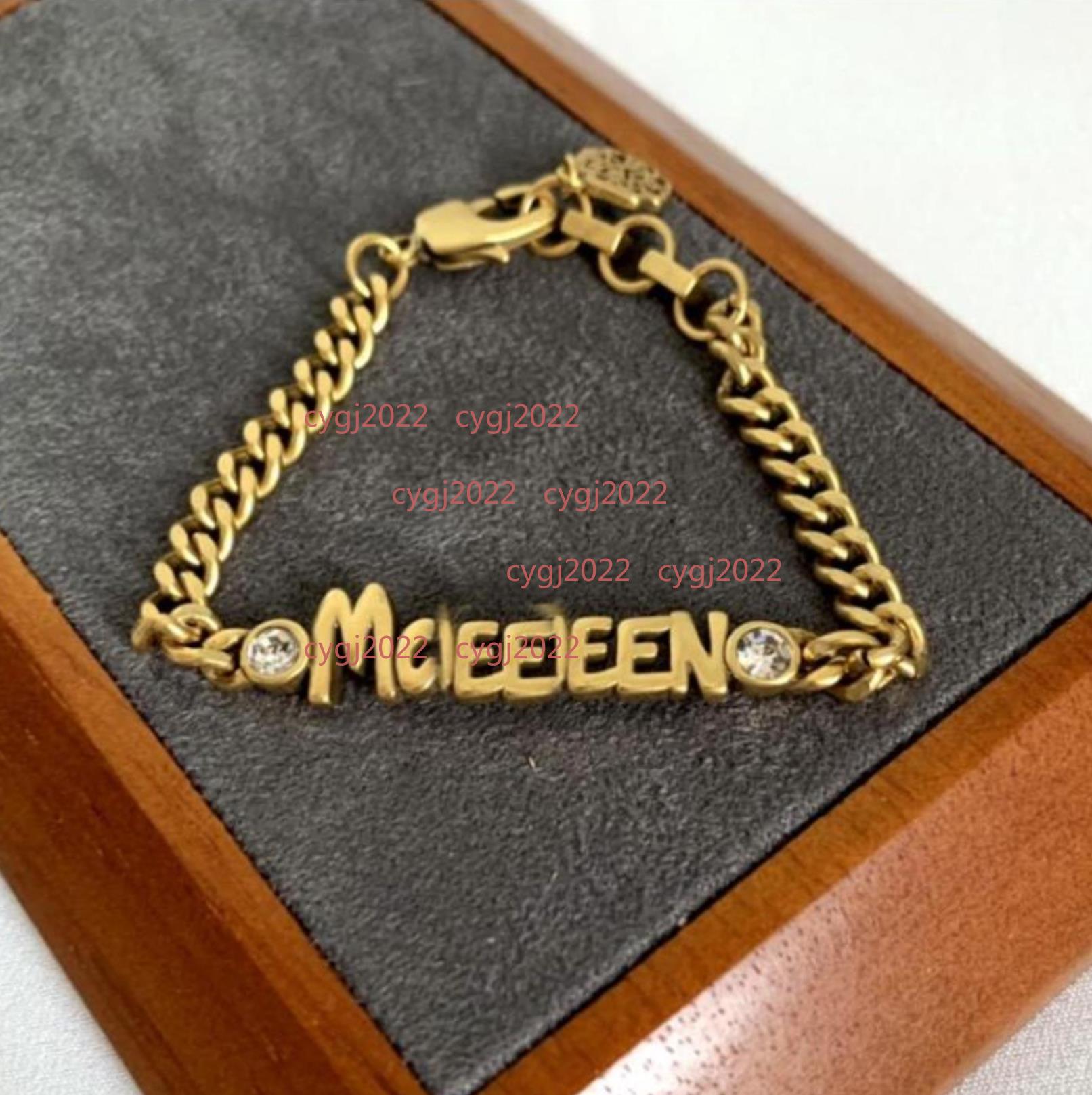 Hiphop Rock Thick Chain Charm Punk Stud Bracelet in Antique letters Skull Pendant Bangle Men Women Couple Gold Bracelets Designer Jewelry