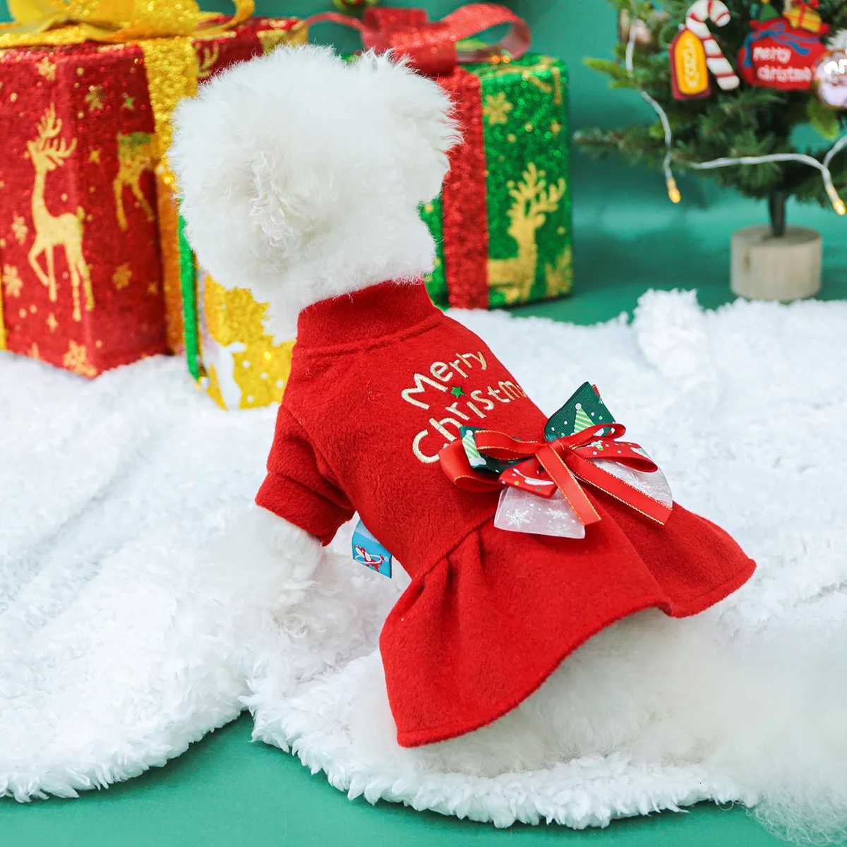 Pet Dog Cat Clothing Autumn and Winter Warm Christmas Red Thickened Warm Dress C251118
