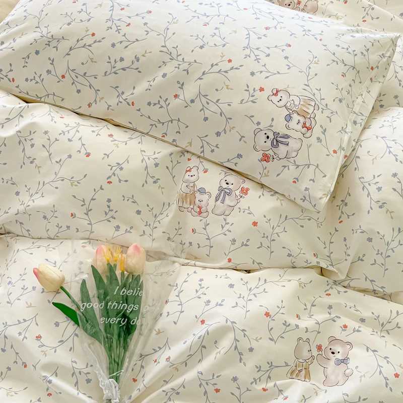 100 Cotton Luxury Duvet Cover Set with 2 cases - Elegant Breathable Bedding SetFade-Resistant Multiple SizesM251118