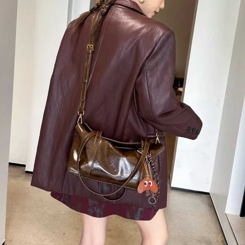 Luxury woman Shoulder bag soft leather large capacity square fashion tote bag korean Fashionable Handbag Shopping underarm bagsW251118