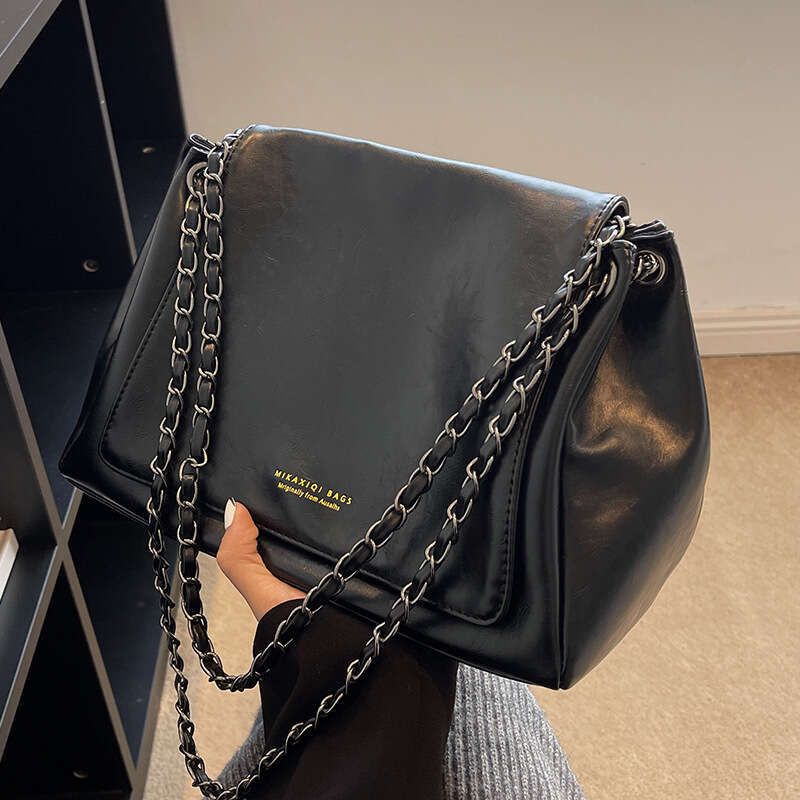 2025 New Fashionable and Trendy Women's High Grade Chain Crossbody Bag, Commuter Tote Bag