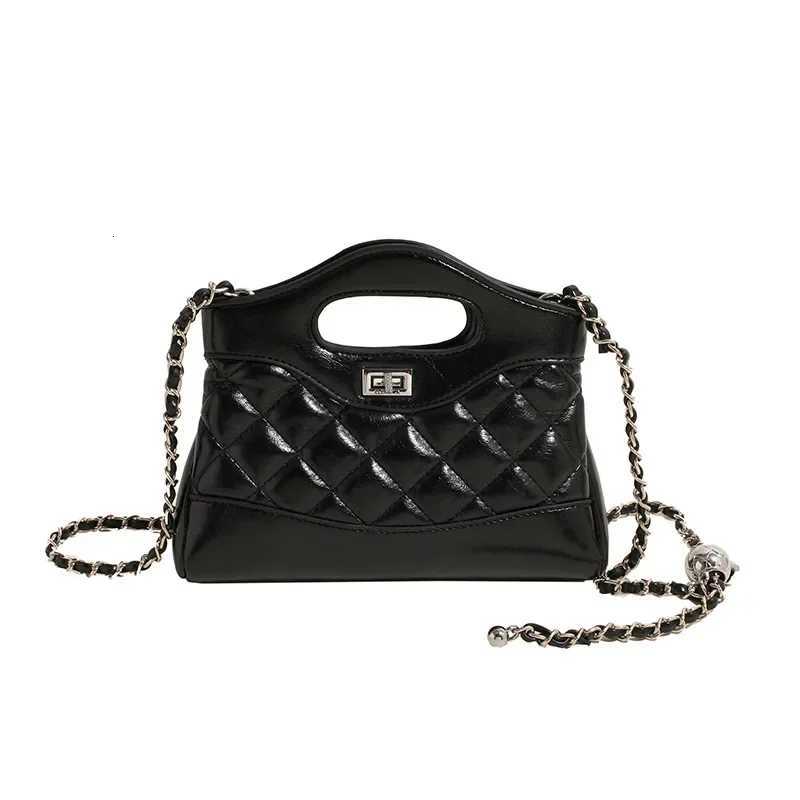 Fashionable Chain Link Ladies Shoulder Bag Hot Sale Of The Season New Style Handbag Crossbody Bag Popular Small Size Polyester LW251118