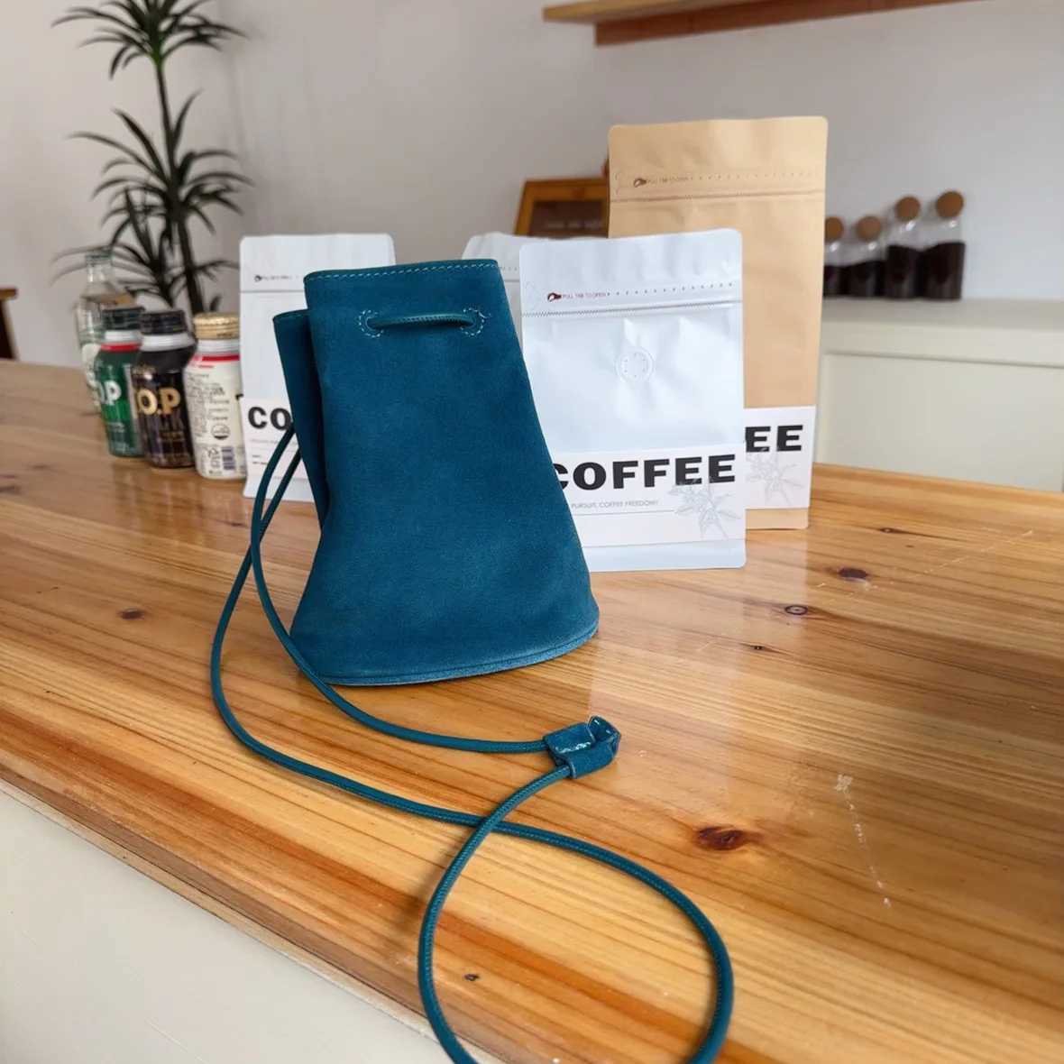 Korean Style Niche Drawstring Close Bucket Bag Small Ins Simple Matte Suede Cow Leather Women Crossbody Bag Hot Pink Daliy PouchW251118