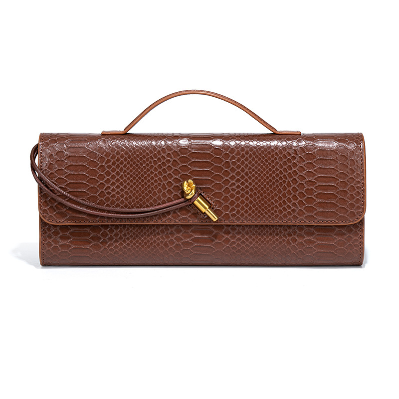 High-end new trend women's bag, fashionable wide style, ladies' handbag for evening events, small-sized, unique French loaf style shoulder s