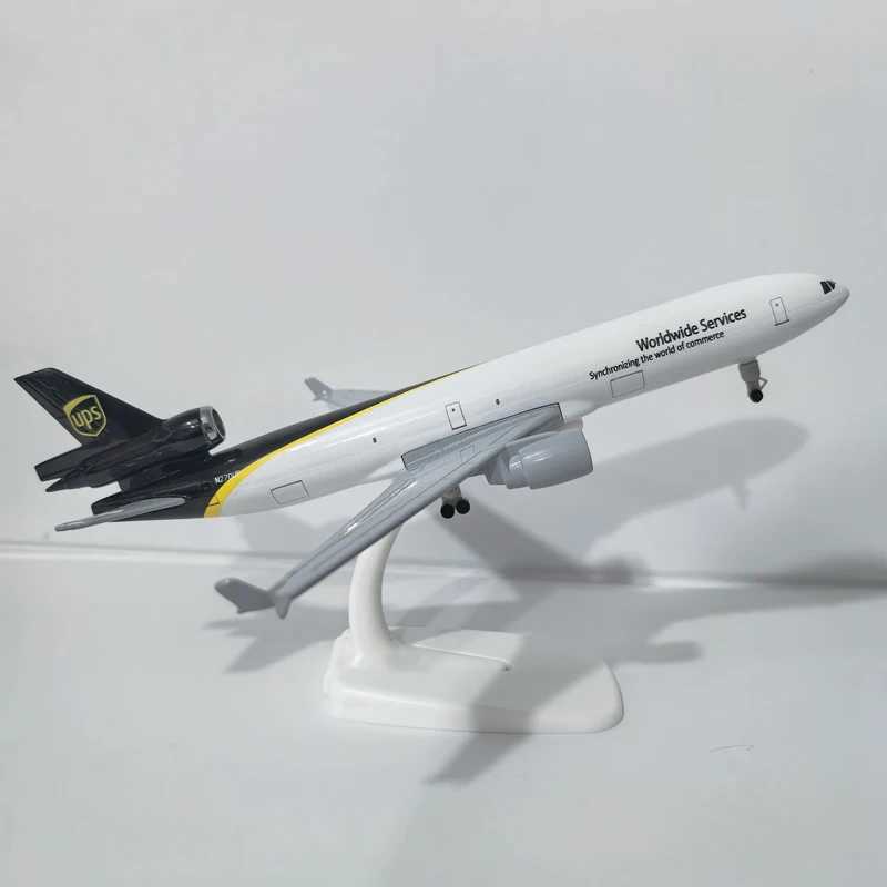 JASON TUTU 20CM UPS McDonnell Douglas MD-11 Aircraft Model Planel Airplane Diecast Metal Planes Collect Gifts C251118