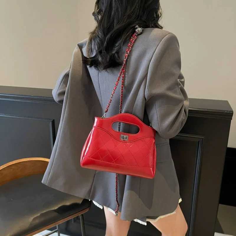 Chic Womens Crocodile Pattern Handbag Top-Handle Crossbody Shoulder Bag Ladies Fashionable Everyday Luxury PurseW251118