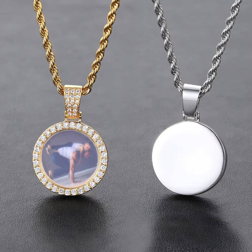 Laboratory cultivation of Moissanite Custom Photo Frame Locket Pendant Necklace Women 25mm Personalized Memory Picture Iced Out 18K Gold Charm Pendant