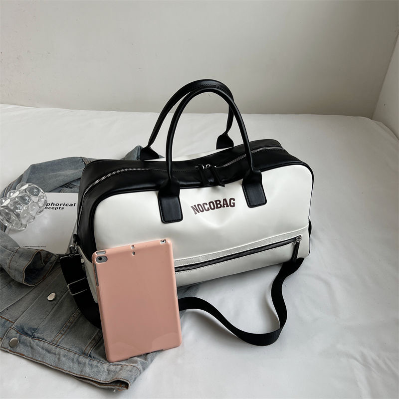 Men's and hot women's large capacity lightweight short trip handheld lage unisex boarding gym bag