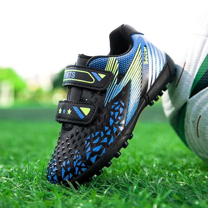 Non-Slip Kids Football Shoes Fast Indoor Professional Football Field Boots Society Cleats Soccer Shoes Children Sneaker Match W251118