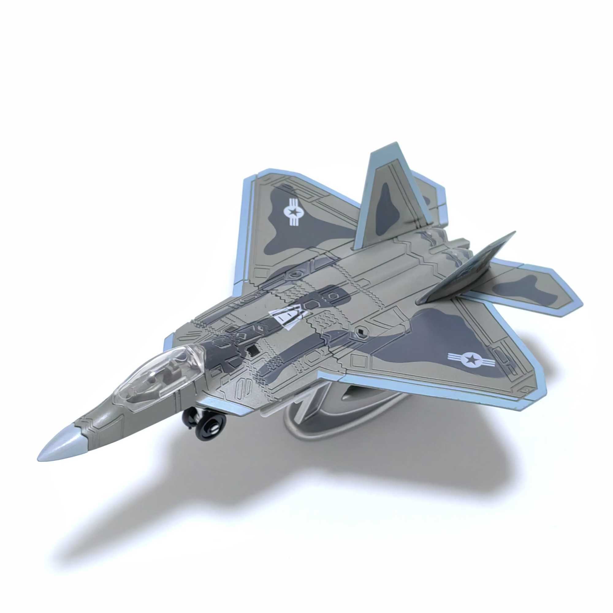 F-22 Fighter 1/100 Scale Assembly Plastic Model airplane including base Home placement collection and decoration Gift C251118