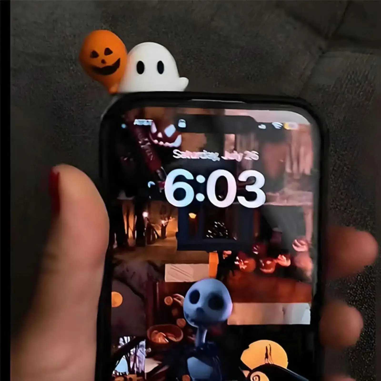Blind Box Ghostees Mystery Phone Halloween Phones Decor Collect Hippers Action Figure Mystery Toys Kid Surprise Cute GiftsW251118