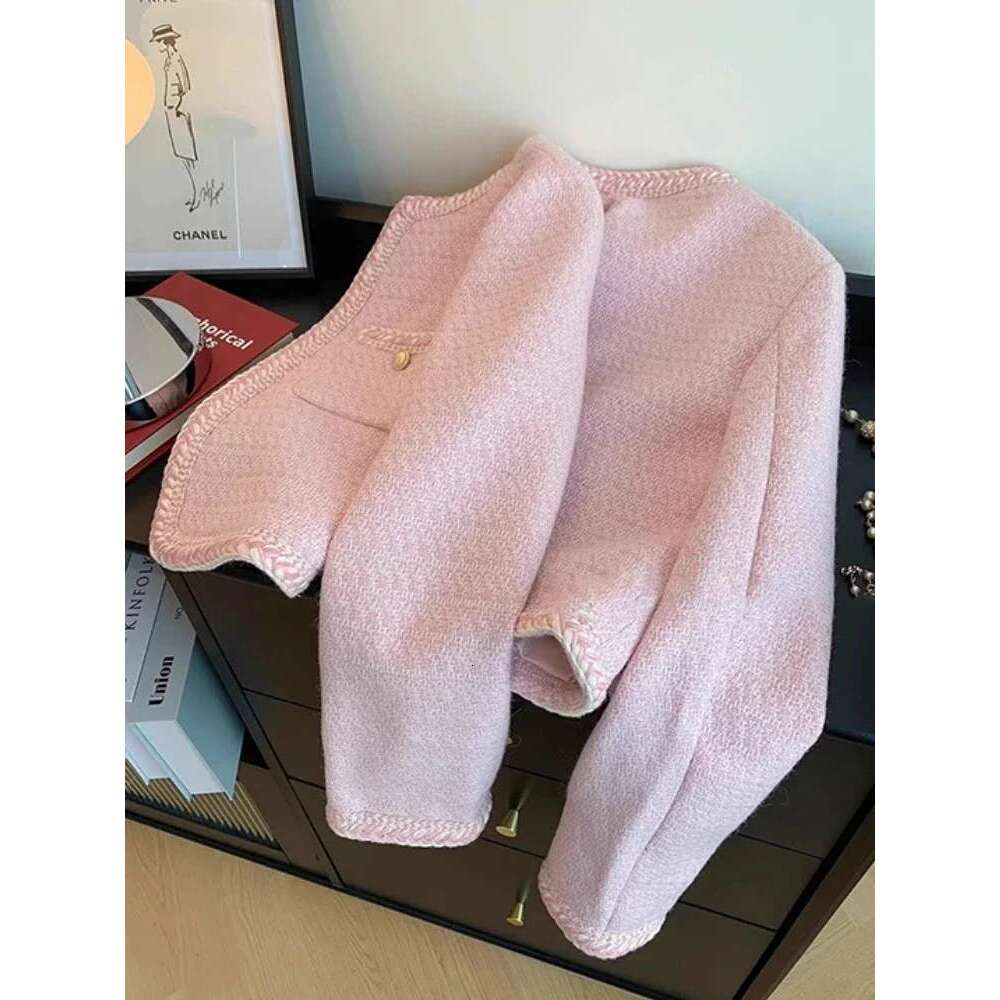 Designer Clothes Single Breasted Elegant Cropped Coat Korean Fashion O-Neck Short Outerwear Autumn And Winter New Pink Sweet Tweed Jacket Women