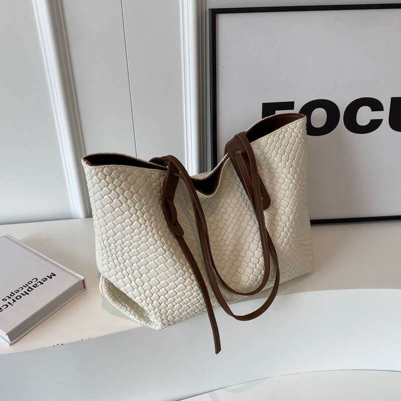 Cross-border Large Capacity Woven for Women 2025 New Vintage Versatile Shoulder Underarm Korean Style Handheld Tote Bag