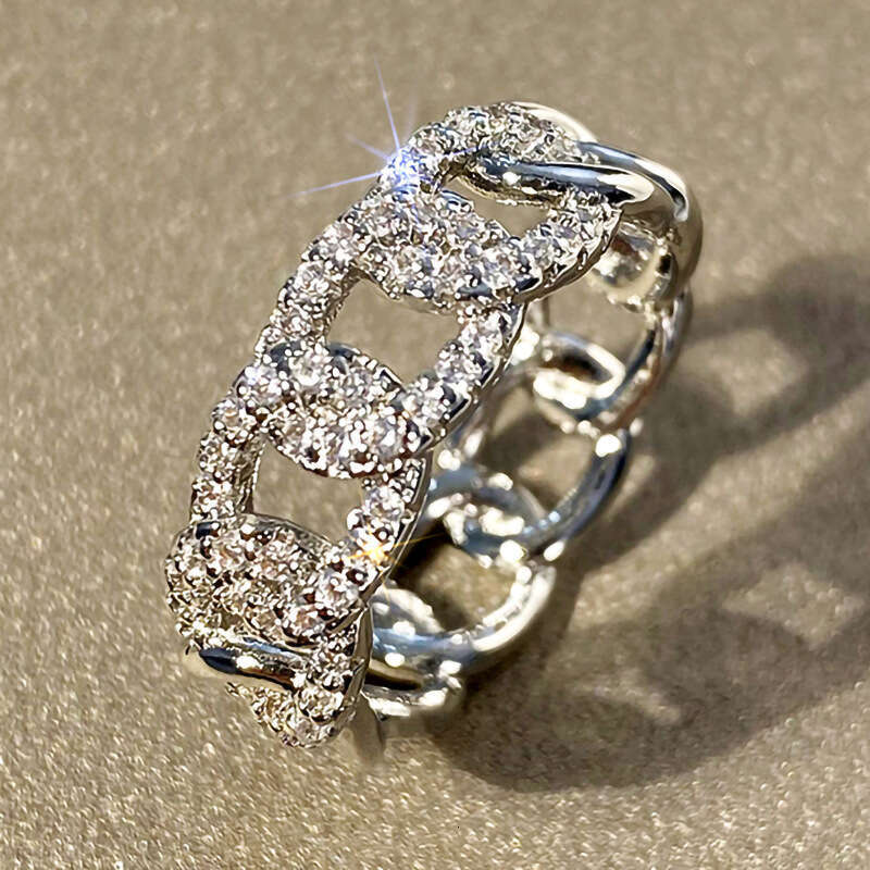 2025 new round buckle micro-inlay design geometric trendy style personalized Cuban chain designer ring