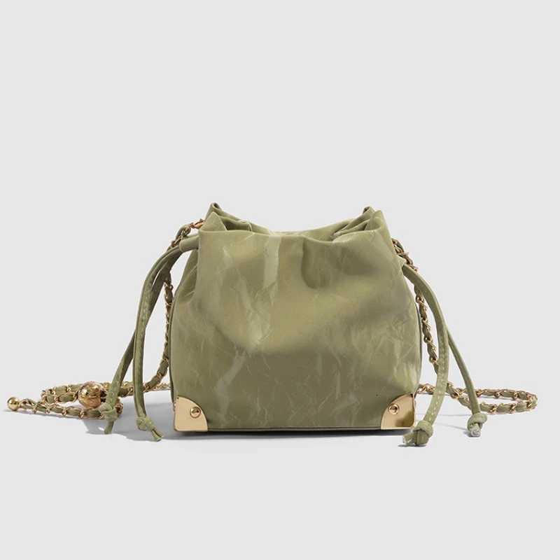 Niche Design Chain Cloud Bucket Bag Womens 2025 New High-end Drawstring Commuter Shoulder Crossbody BagW251118