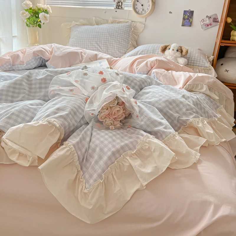 Korean Princess Style Bedding Set Soft Skin-friendly Lattice Lace Ruffles Quilt Cover Plaid Style Duvet Covers Set casesM251118