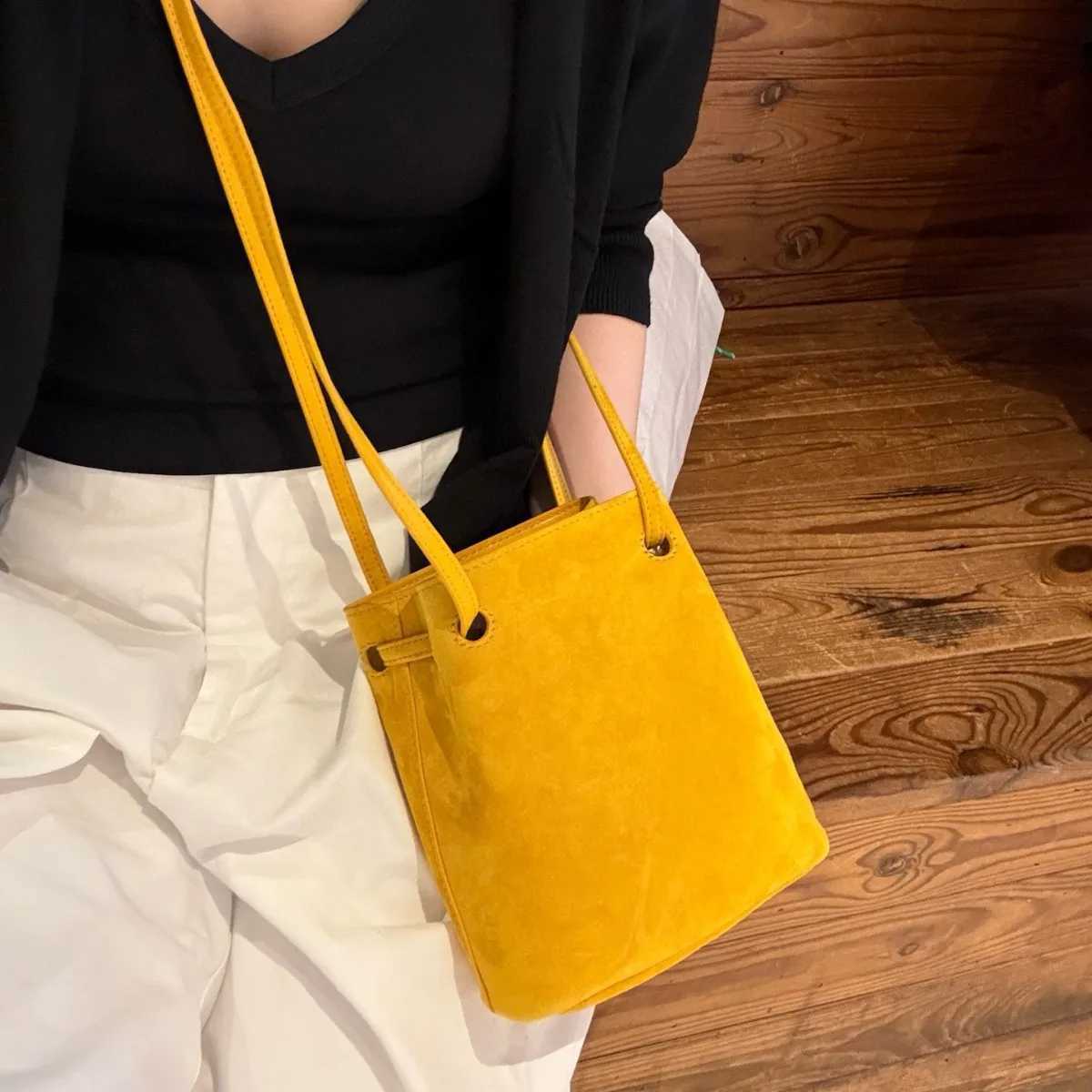 2025 New Head Matte Suede Drawstring Lucky Bag Bucket Bag Fashionable and Versatile Single Shoulder Cross Shoulder Small BagW251118