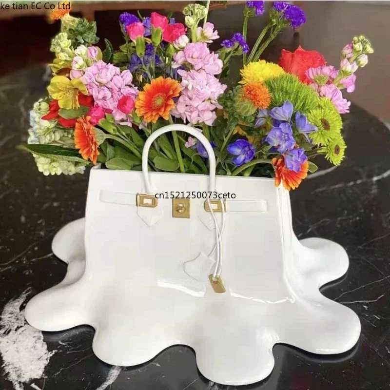 Creative Resin Flowers Bag Vase Home Decor Study Office DinTable Vase Bag LivRoom Decor Bag Vase Luxury Sculpture R250506