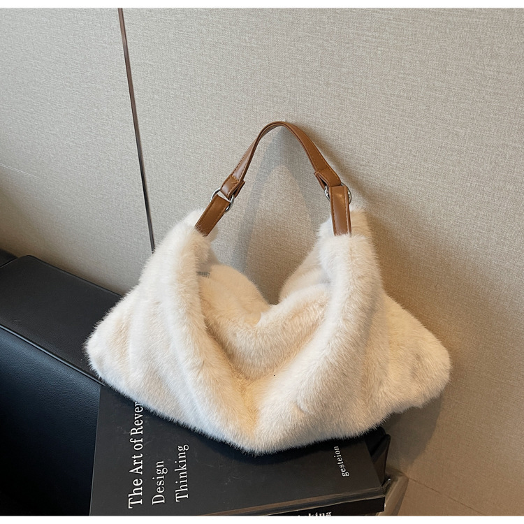 Fashion Plush Commuter Tote Bag for Women 2025 Autumn New Trendy Large Capacity Trendy Single Shoulder Crossbody Bag