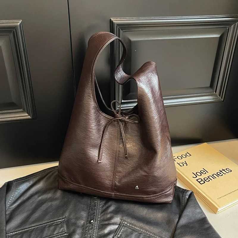 PU Material 2024 Hot Selling Shoulder Bag Bow Solid Color High Beauty Fashion Handbag Soft Simple Fashion Western Style Tote BagW251118