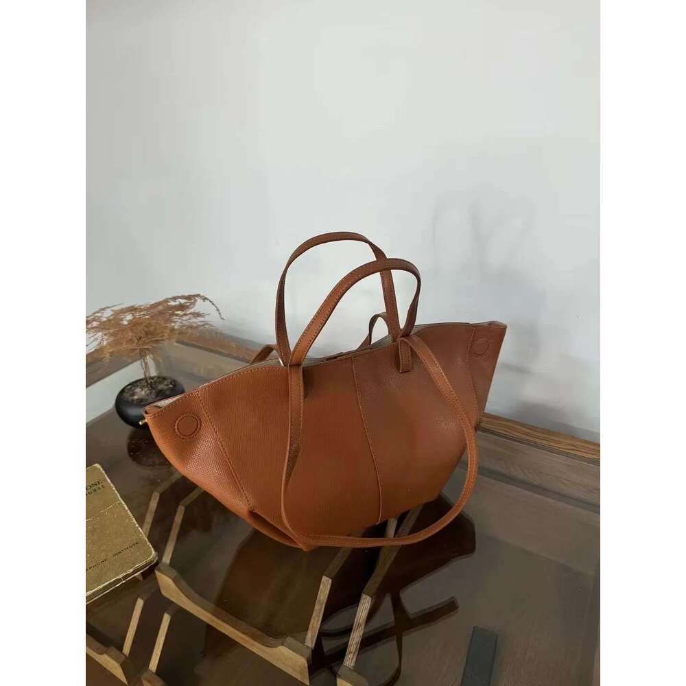 FIRMRANBags FrenBags Elegant Foldable Women's Handbag Shoulder Bag Shopping Tote High-Quality Cowhide Wing Design PouBags Bagsic
