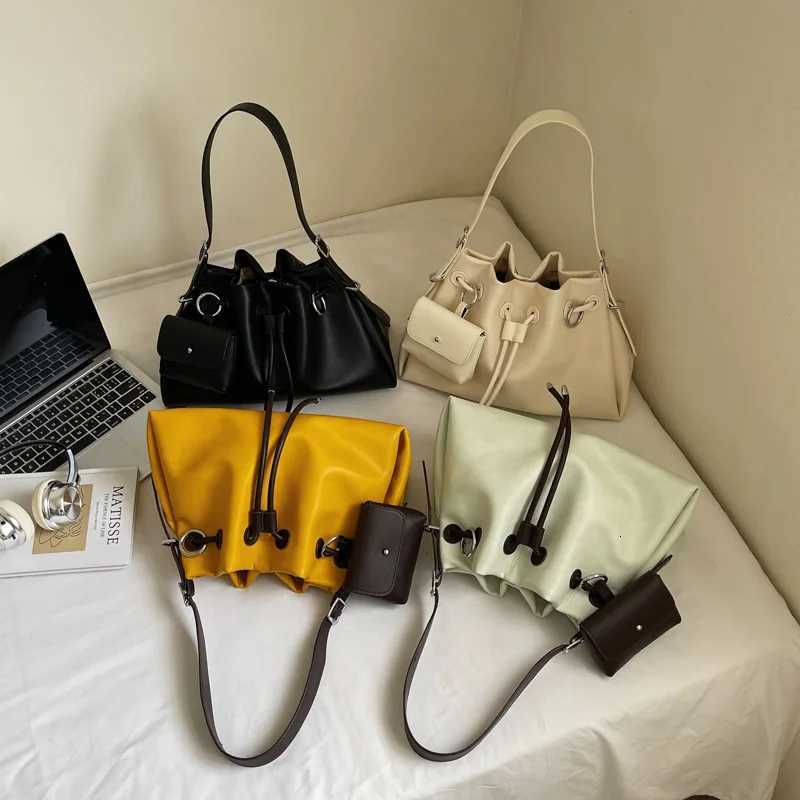 Chic Design Drawstring Bucket Bag Women Elegant Party Handbags French Retro Large Capacity Single Shoulder Crossbody Bags W251118