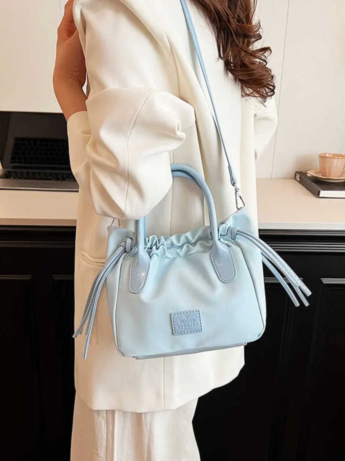 Elegant Drawstring Design Crossbody Bag For Women Red Pleated Handheld Bag Female New Soft Leather Bucket Single Shoulder BagW251118