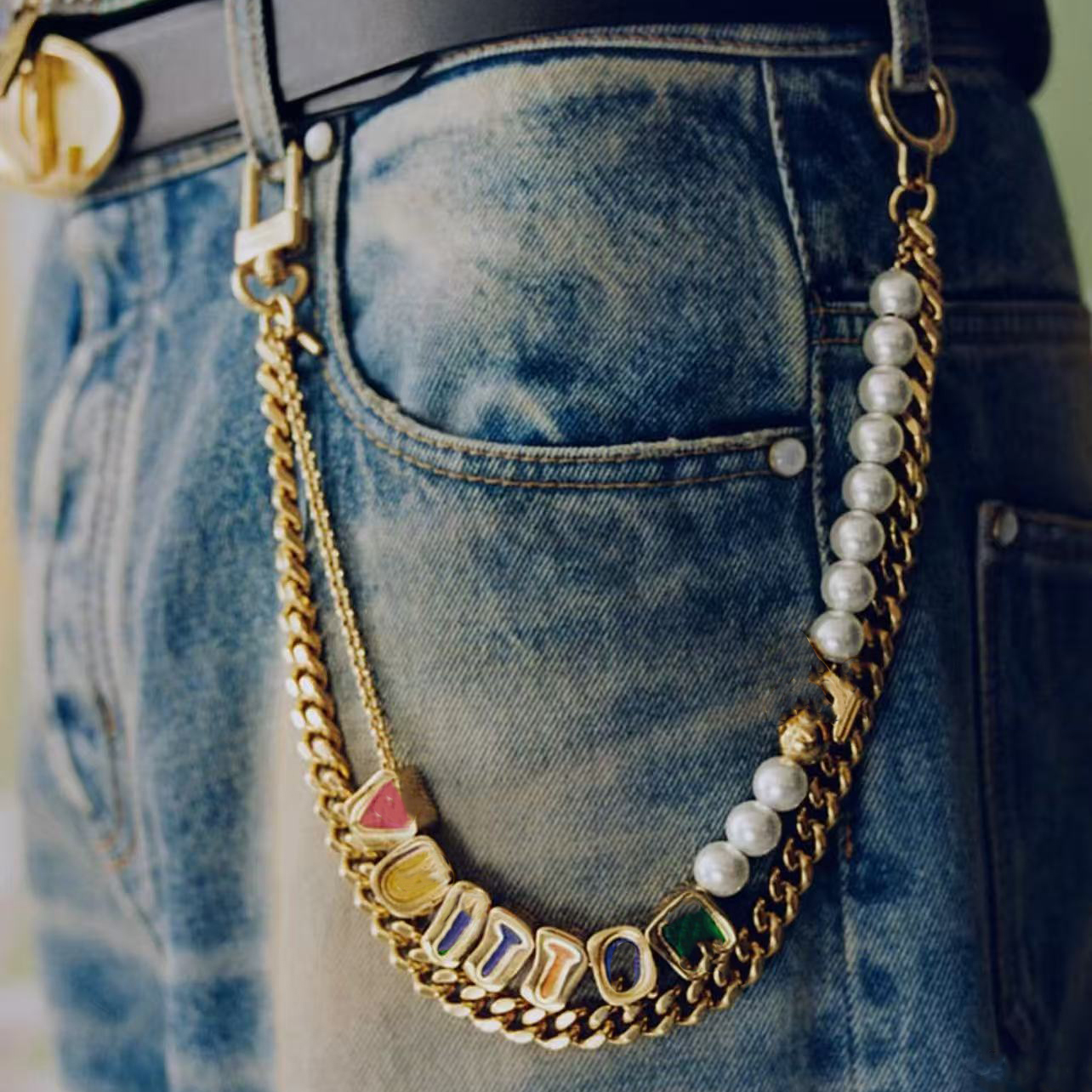 Designer Man Double Chain Belt Woman Bag Charm Keychain Pearls Metallic Letters Long Belt Chains Accessory M02531