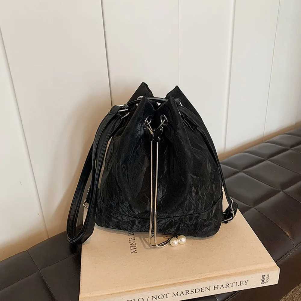 New Large Capacity Womens Backpack PU Leather Drawstring School Bag Adjustable Strap Travel Bag LadiesW251118