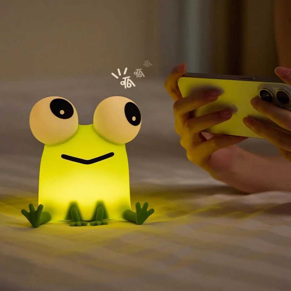 Frog Night Light LED Night Light Children Cute Frog Lamp with Touch Control Dimmable Silicone Childrens Room Night Light M251118