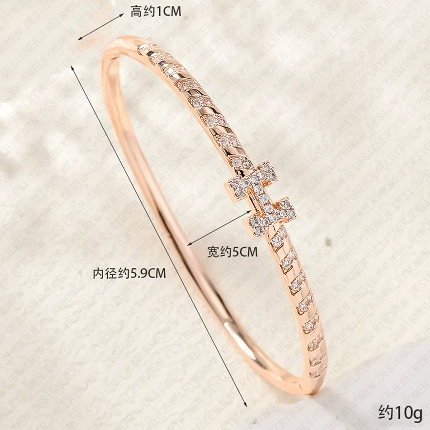 Designer Bracelet Bracelet for Women Diamond Bangle Letter Bangles Personalized Initial Bangles Luxury Jewlery Designer for Women Elegant Timeless Gif