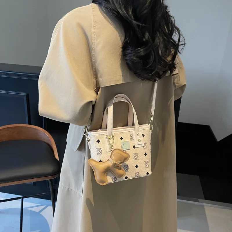 Fashionable Womens Bucket Shoulder Bag Portable Commuter Crossbody Bag Soft PU Leather Square Shape with Phone PocketW251118