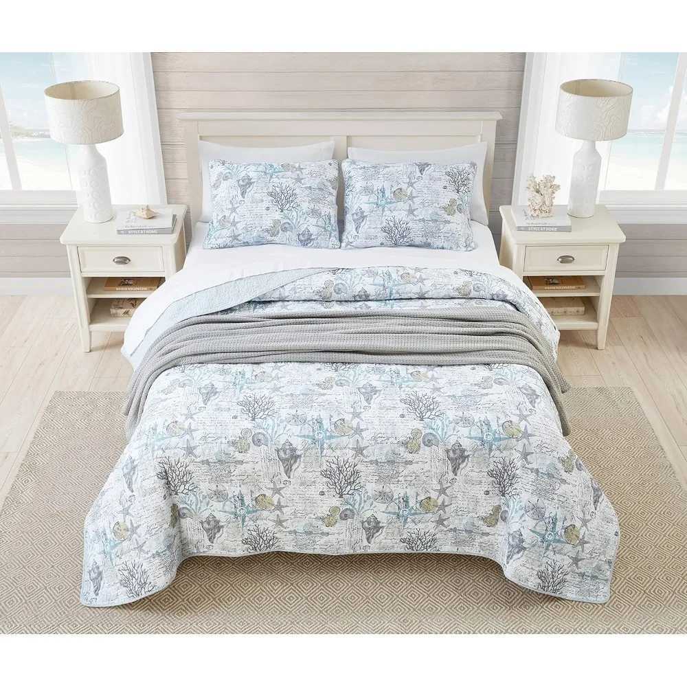 King Quilt Set Soft Reversible Woven Bedding with Matching cases Medium Weight for Year Round ComfortM251118