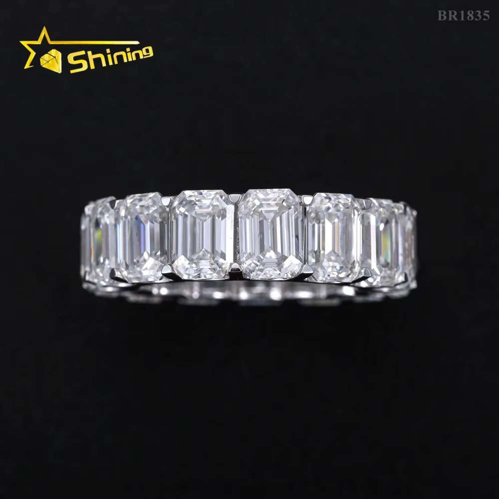 Graceful Sier Gold Plated Women Jewelry Iced Out Classic Emerald Cut Eternity Moissanite Dia Band Ring