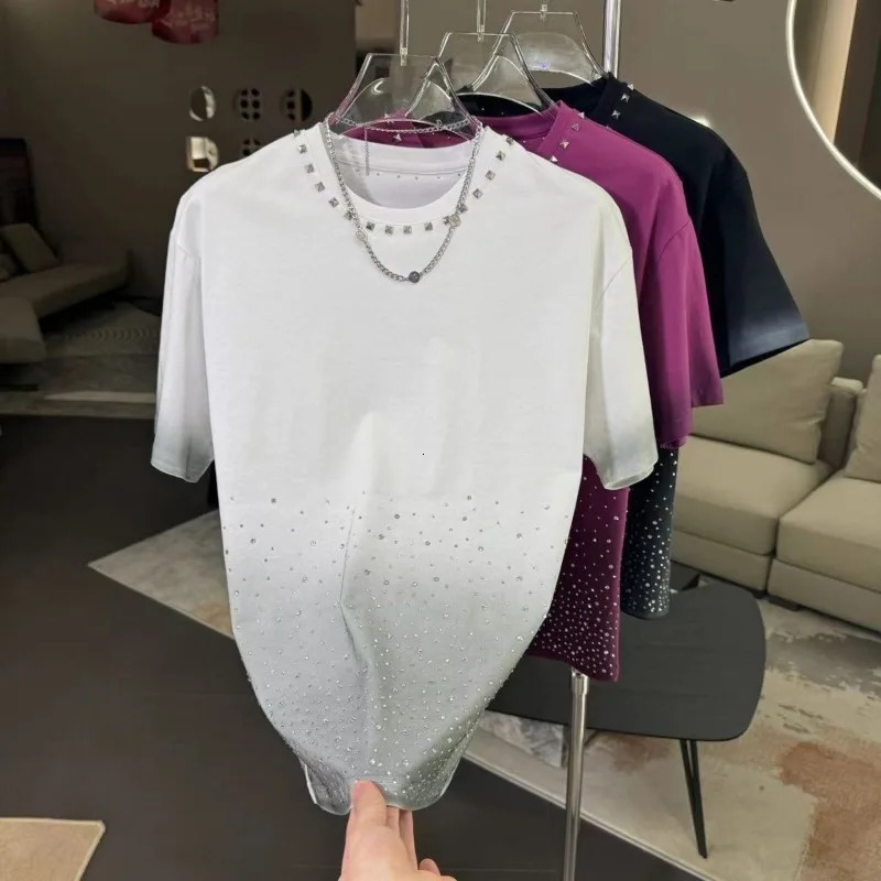 Starry Sky Rivet Diamond Loose Short Sleeve Tshirt for Men Gradient Fashion Casual Round Neck Half Top 250407