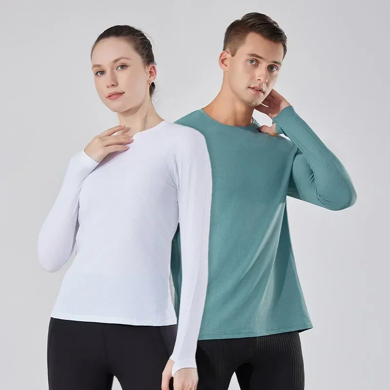 Fitness sportswear mens long sleeved Tshirt and womens couple running training fitness clothing exercise 250418